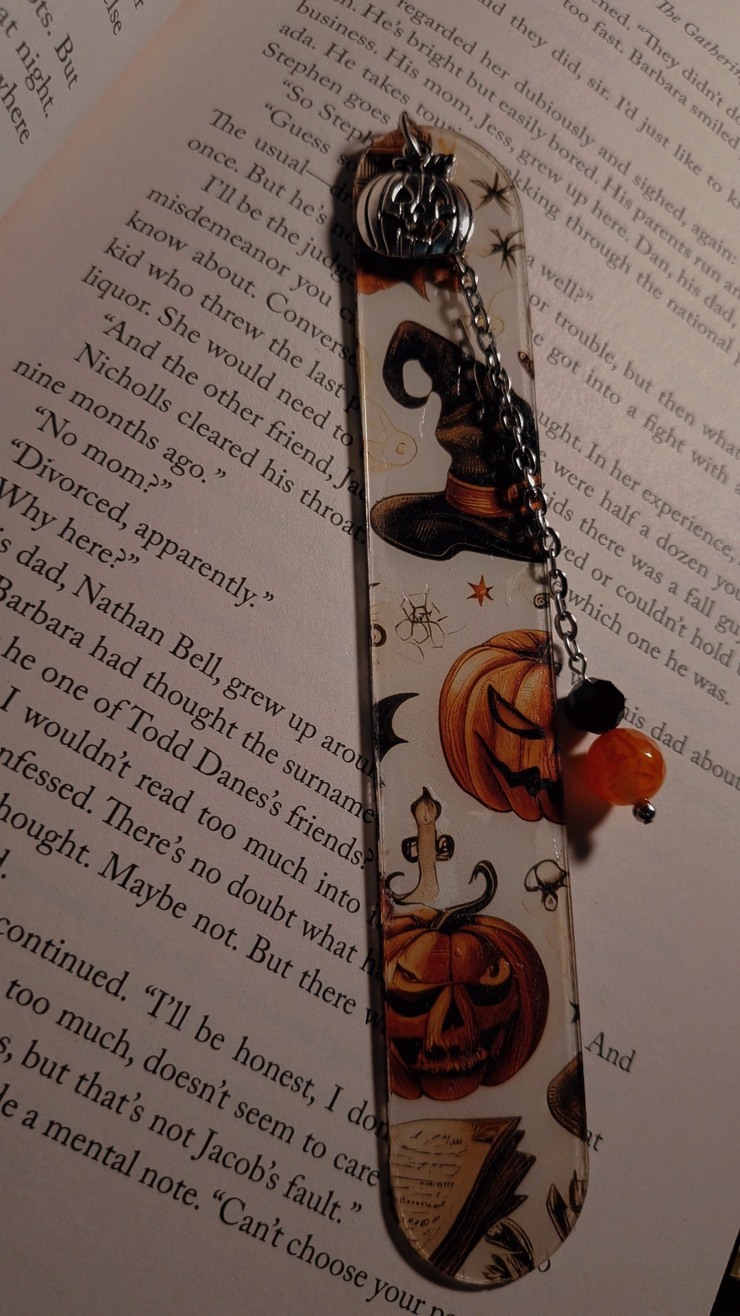 Halloween pumpkin bookmark